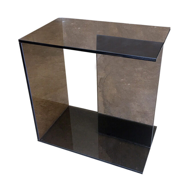 Vee Side table 2